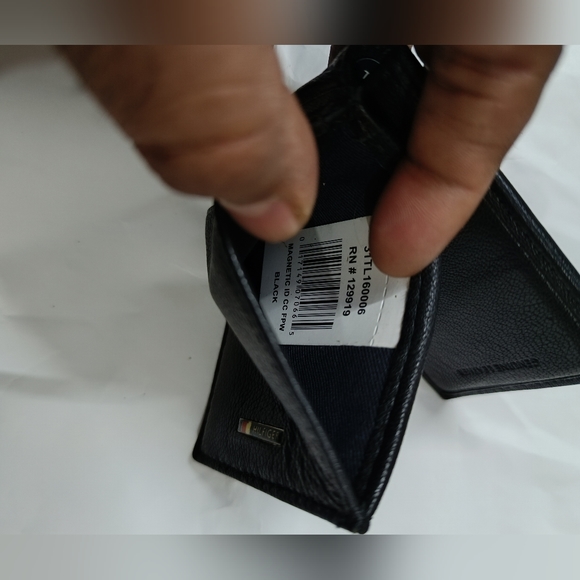 Tommy Hilfiger NWOT - Picture 6 of 8